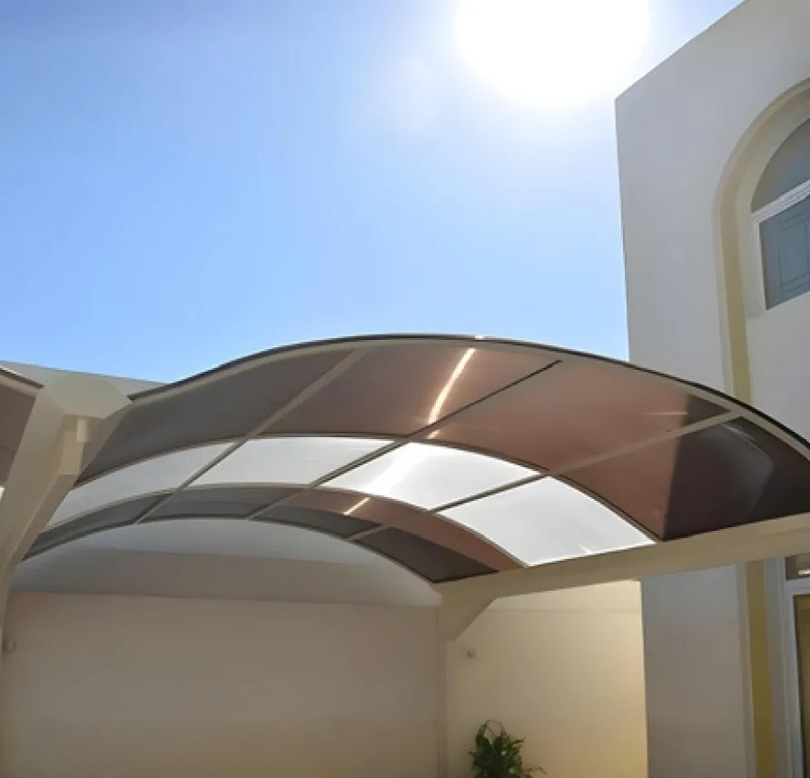 E105 Poly-carbonate Shade