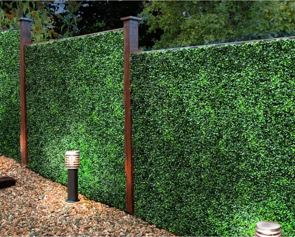 F103 Green Privacy Wall