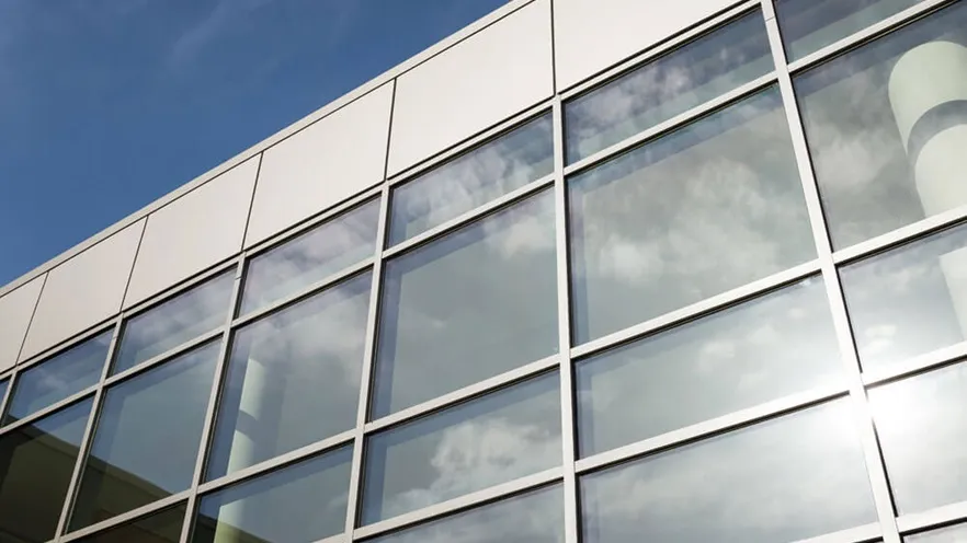 WA109 Alumil M7 Curtain Wall / Smartia